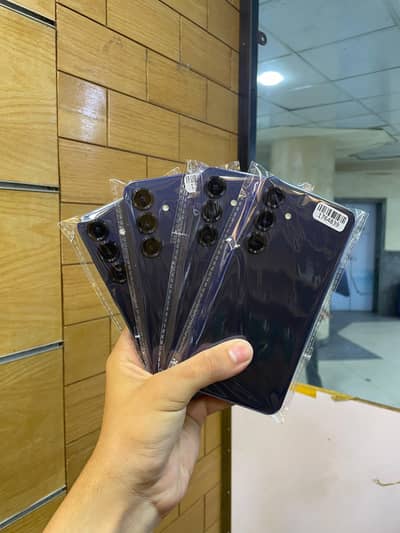 Samsung Galaxy S25 Plus | 12GB / 256GB 120Hz Display
