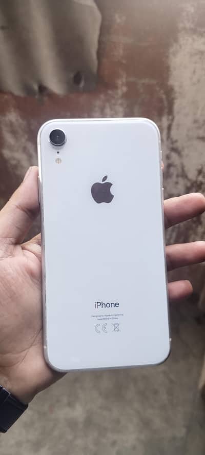 Apple iPhone XR