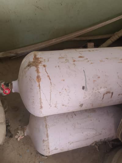 Sale 2  cng cylinders.  55