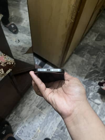 Apple iPhone 15 Pro