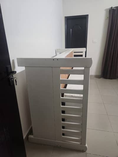Single bed for sale - Askari 11 Sector C