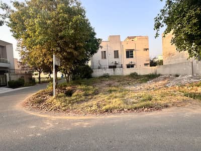 Corner Plot No-264 Block E - 5 Marla Plot On Top Location of Phase 9 Town DHA Lahore For Urgent Sale