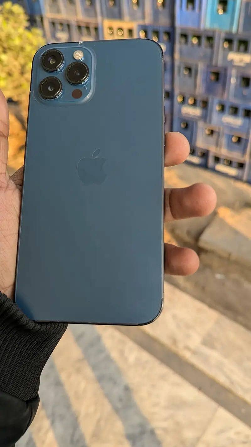 Apple iPhone 12 Pro Max 1
