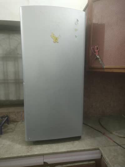 DAWLANCE fridge
