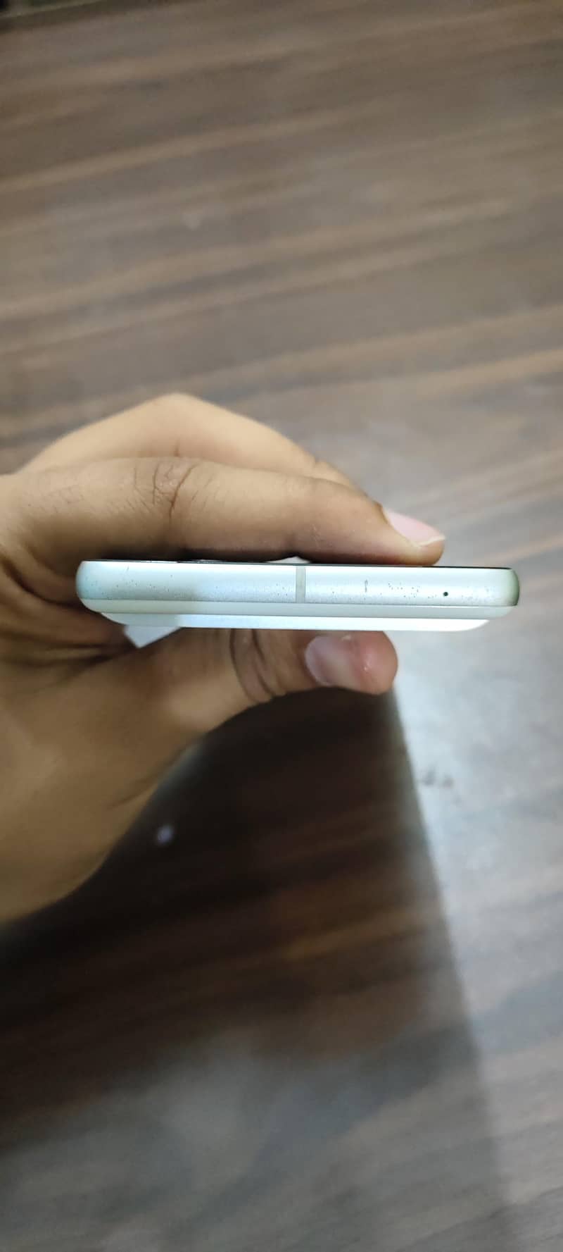 Google Pixel 7 4