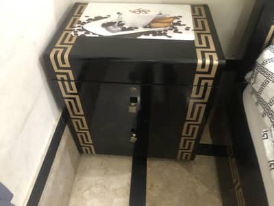 king size bed with spring matress and 2 side tables