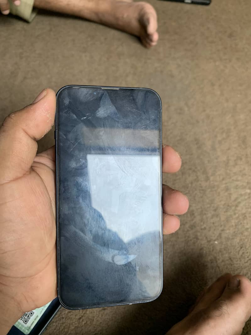 Apple iPhone 13 3