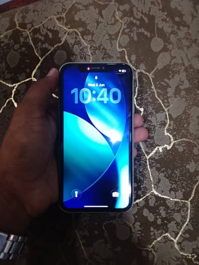 Apple iPhone 11