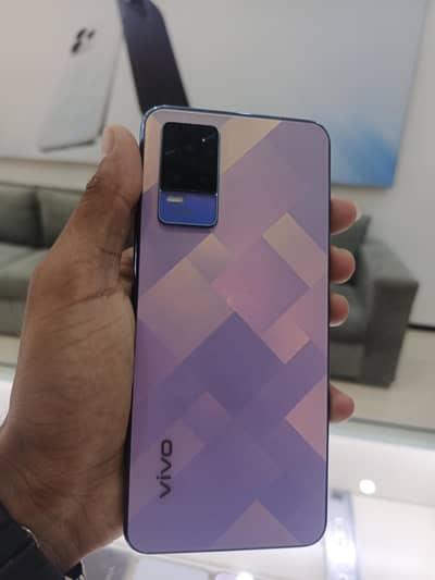 Vivo V21e