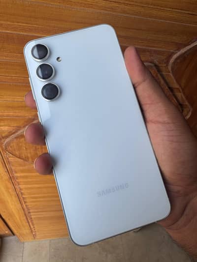 Samsung Galaxy A55 (with box)