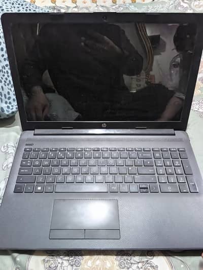 HP 8gb 256gb