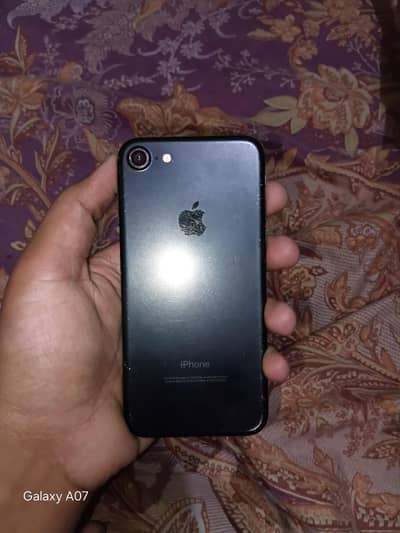 Apple iPhone 7