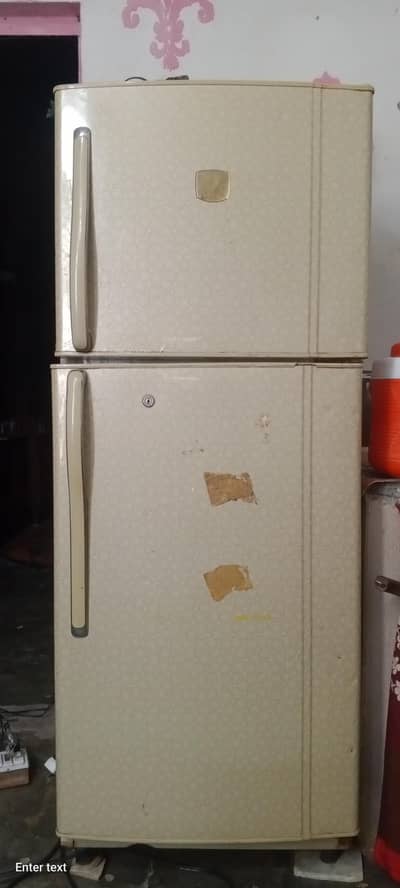 national company medium size frige working conditions urgent sale.