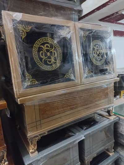 coffee tables and centre tables