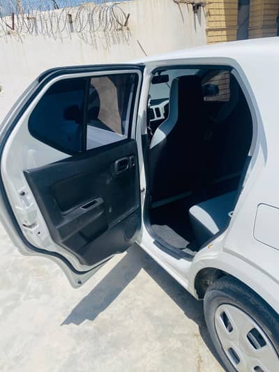 Trump alto White color 2015 model