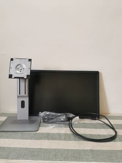 Dell 22" Proffesional IPS Monitor (Full HD) | Mint Condition