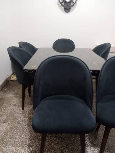 Dinning table With 6 Chairs