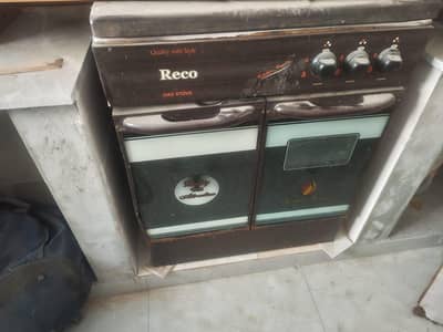 Reco stove with oven