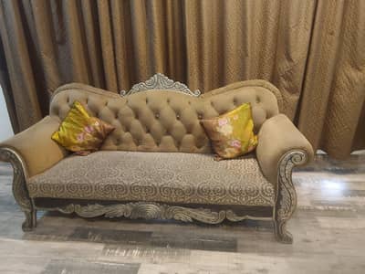 5 seater Sofa set Carved in pure wood