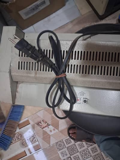 Hard Lamination Heater A3 Size Good Condition For Sale