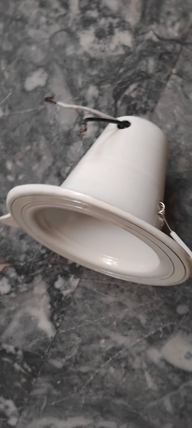 Down Light Holder 1