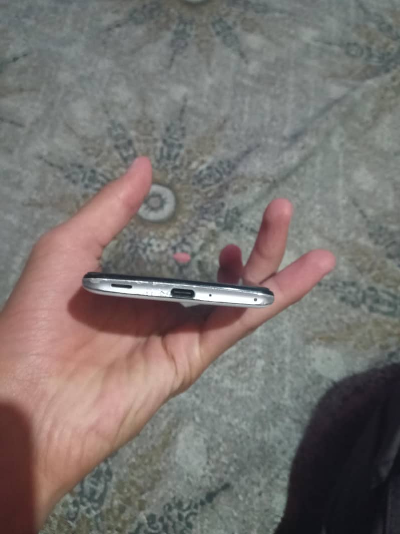 Sharp Aquos Zero 2 PTA approved 3