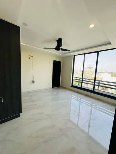 One Bed Non Furnished Apartment Available For Rent In Sector D Bahria Town Lahore