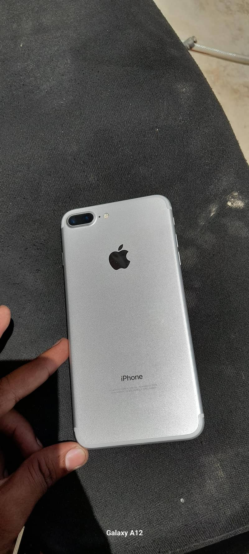 Apple iPhone 7 Plus 0
