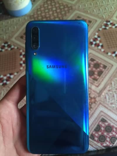 Samsung A30 4/128