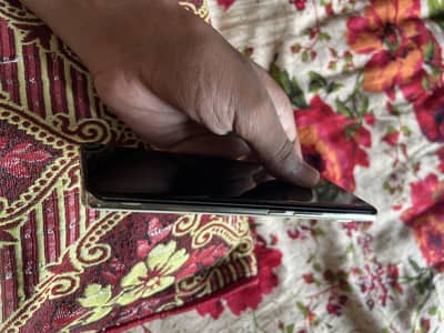 Vivo V40e