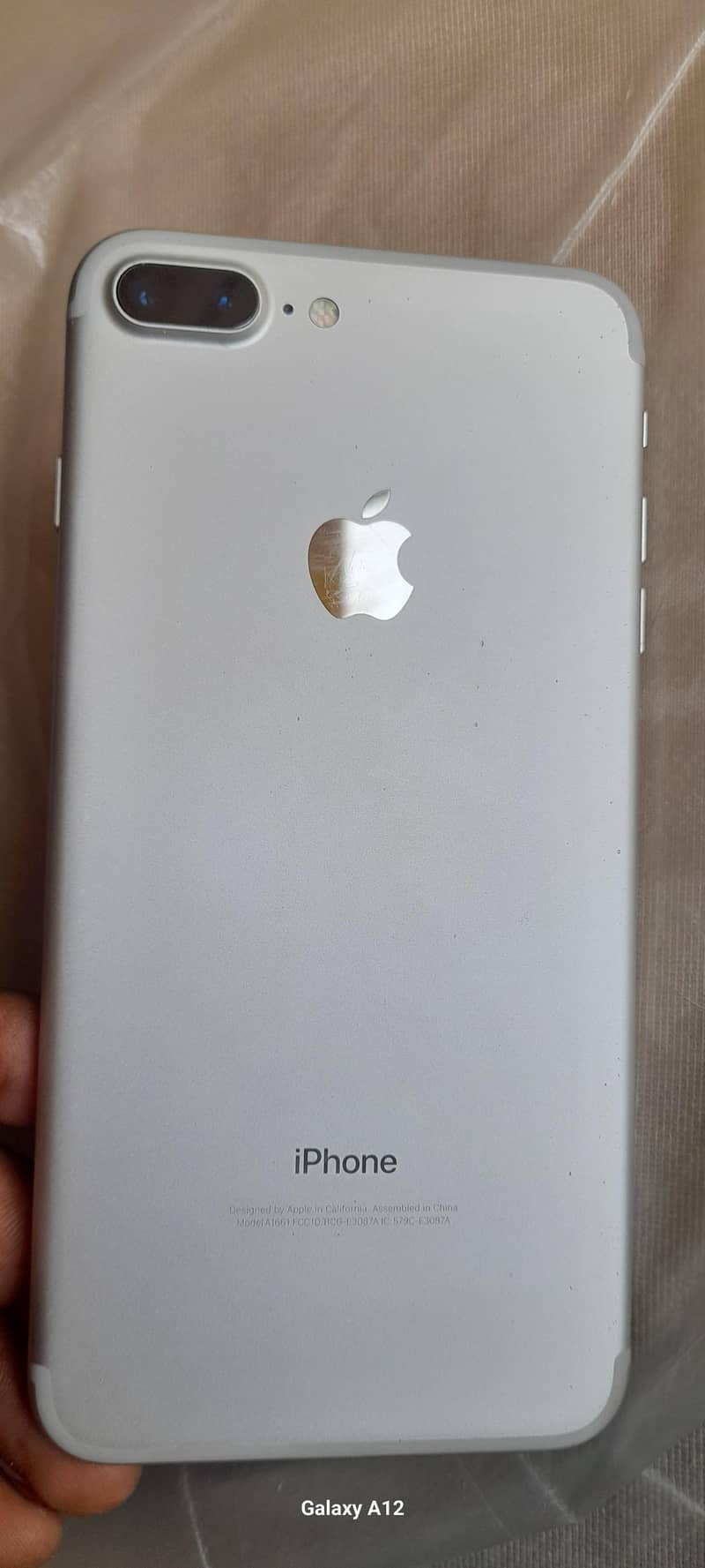 Apple iPhone 7 Plus 2