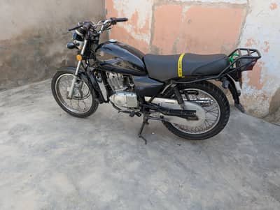 Suzuki gs 150