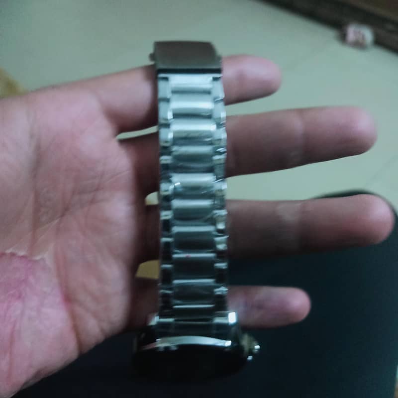 watch 1