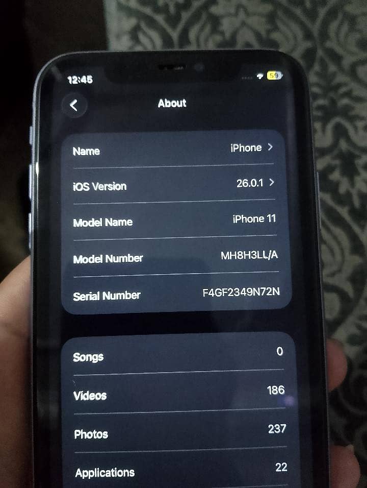 iPhone 11 0
