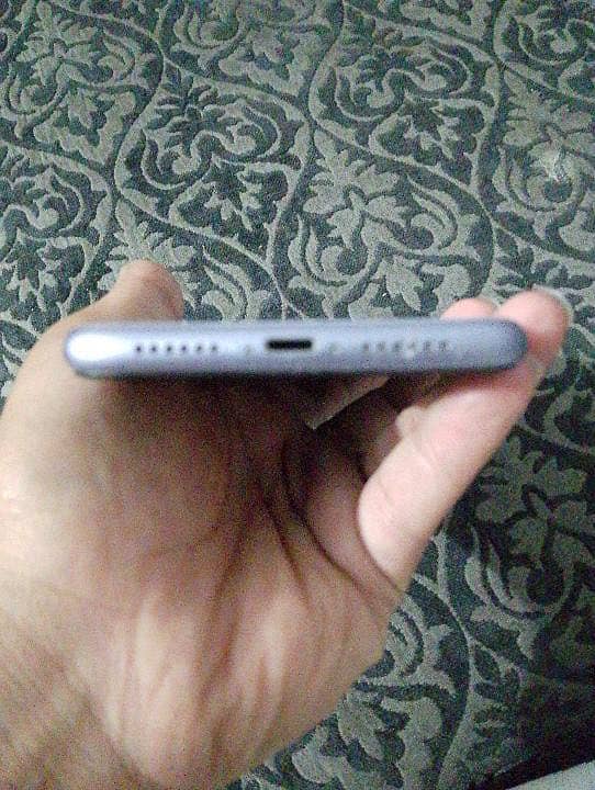 iPhone 11 1
