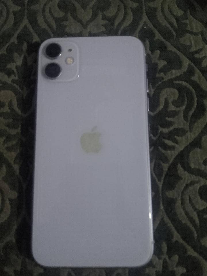 iPhone 11 2