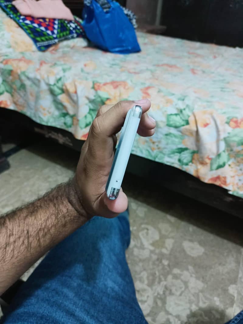 Google Pixel 6 Pro 2