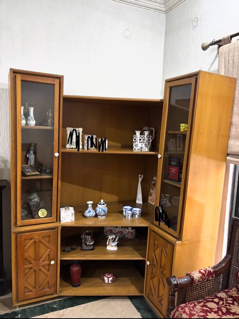 Cabinets 0