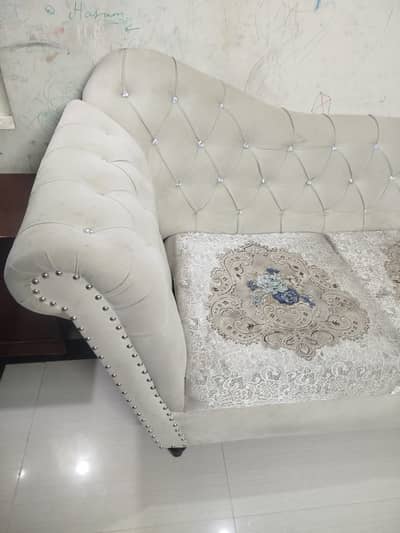6 seater sofa set in excellent condition