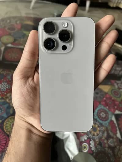 Apple iPhone 15 Pro