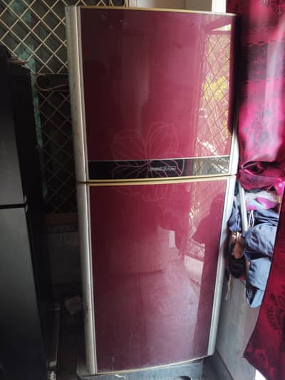ORIENT FRIDGE 10/10 GOOD CONDITION