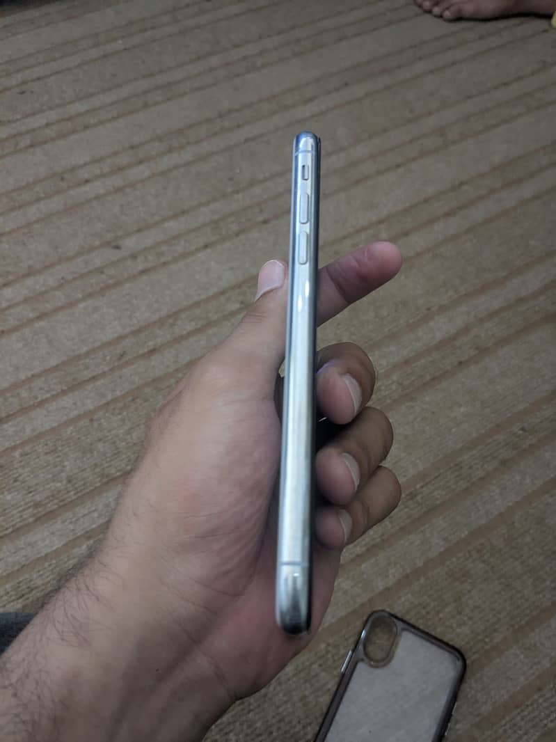 Apple iPhone X 1