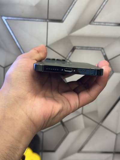 IPhone 13 Pro Max 512GB Storage brand New Condition 93%