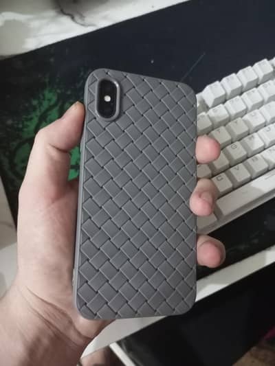 Apple iPhone X 64 GB pta approved