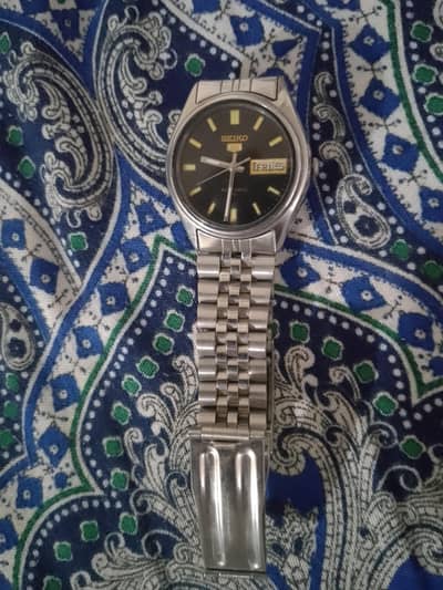Seko5 watch automatic wamob nbr 0345 9741551 what up nbr 0301 0549120