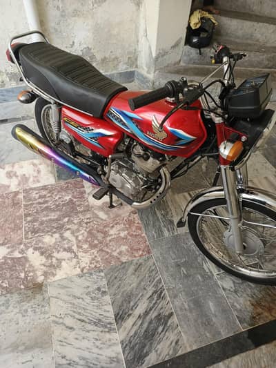 Honda 125 2024 Red