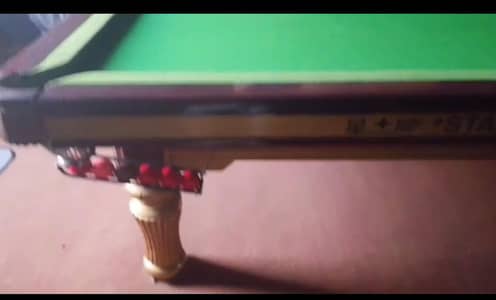 5/10 Snooker Table  used for sale Urgent