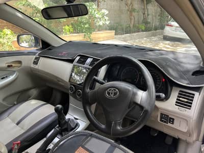 Toyota Corolla GLI 2011