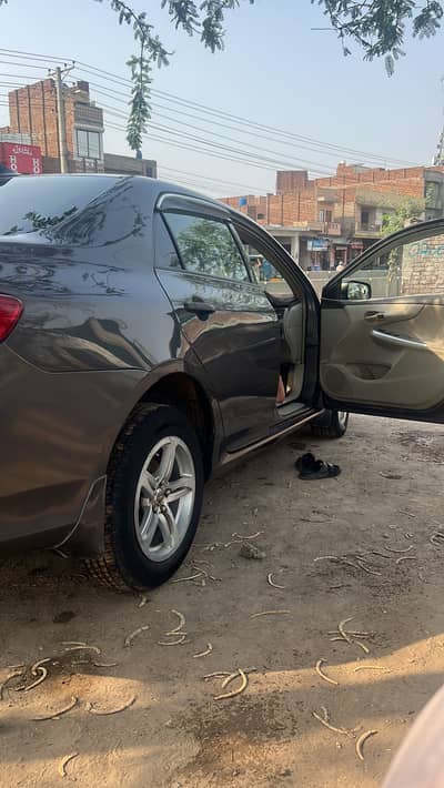 Toyota corolla 1300 gli