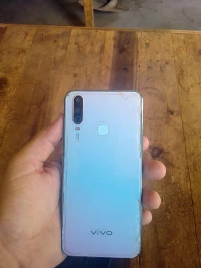 Vivo Y17
